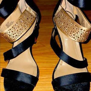 Size 7 Black And Gold Heels With Rhinestones!